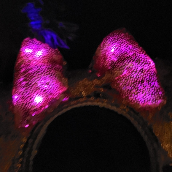 Light up Minne Ears - Picture 2 of 9